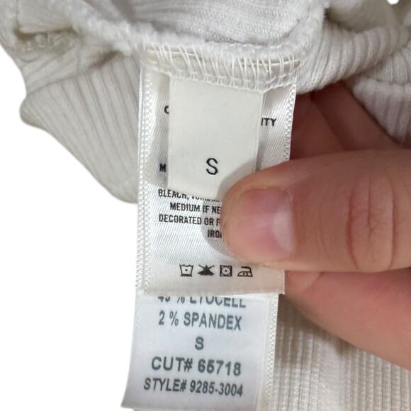 Citizens of Humanity Anouk Long Sleeve Top In White - Picture 6 of 7